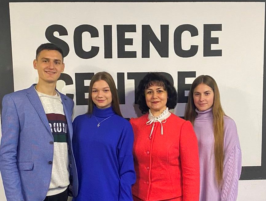 Просвітницьку місію виконано! Попри екстремальні умови команда спікерів(ок) успішно провела вебінар про мобінг та ейджизм для студентської та освітянської спільнот Тернопільщини